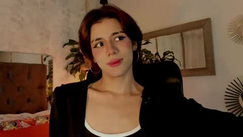 cris online show from 02/21/25, 03:34