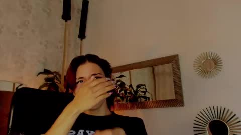 cris online show from 02/23/25, 10:06