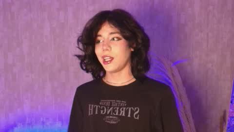 cris online show from 02/12/26, 03:45