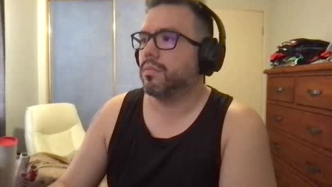 Snapshot of pjre23 chatting on 12/30/24, 05:48 pjres room gay ballweight online show from 12/30/24, 05:48