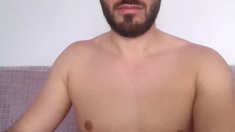 Snapshot of pl4y_b0y98 chatting on 09/25/25, 01:04 Playboy4u online show from 09/25/25, 01:04
