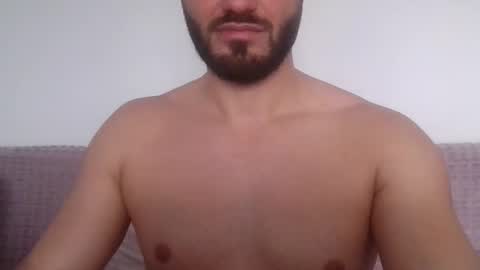 Snapshot of pl4y_b0y98 chatting on 10/18/25, 01:23 Playboy4u online show from 10/18/25, 01:23