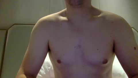 Snapshot of pl4yer__88 chatting on 12/12/24, 05:52 pl4yer__88 online show from 12/12/24, 05:52