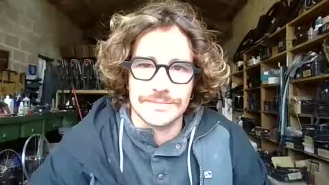 Snapshot of plaisirssecret chatting on 10/31/25, 11:33 plaisirssecret online show from 10/31/25, 11:33