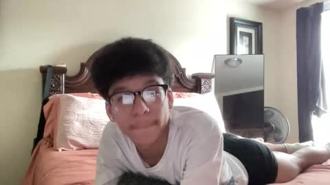 Snapshot of planetlust chatting on 12/19/25, 06:15 planetlust online show from 12/19/25, 06:15