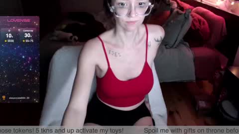 Snapshot of plantbabeee chatting on 12/30/24, 04:53 Plantbabeee online show from 12/30/24, 04:53