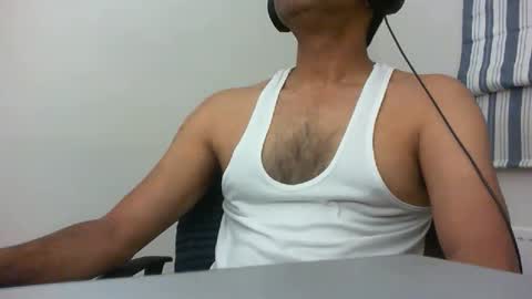 Snapshot of platino3026 chatting on 09/26/25, 10:47 platino3026 online show from 09/26/25, 10:47