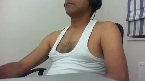 Snapshot of platino3026 chatting on 10/02/25, 11:01 platino3026 online show from 10/02/25, 11:01