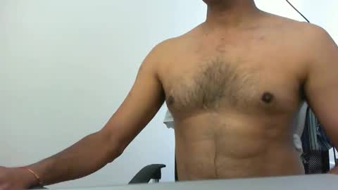 Snapshot of platino3026 chatting on 10/10/25, 11:42 platino3026 online show from 10/10/25, 11:42