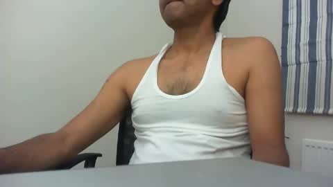 Snapshot of platino3026 chatting on 11/21/25, 01:26 platino3026 online show from 11/21/25, 01:26