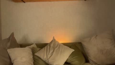 Snapshot of play_me_softly chatting on 07/24/26, 12:14 play_me_softly online show from 07/24/26, 12:14