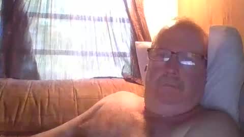 Snapshot of play_time180 chatting on 07/04/26, 12:11 not important online show from 07/04/26, 12:11