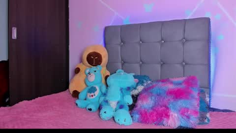 playboy_bunnyy online show from 09/18/25, 05:37