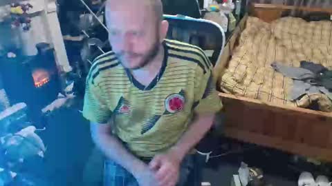 Snapshot of playboy_horny chatting on 11/04/25, 07:51 playboy_horny online show from 11/04/25, 07:51