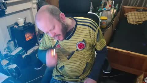 Snapshot of playboy_horny chatting on 12/14/25, 08:35 playboy_horny online show from 12/14/25, 08:35