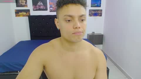 Snapshot of playboy_sex6 chatting on 12/01/24, 04:40 PETER online show from 12/01/24, 04:40