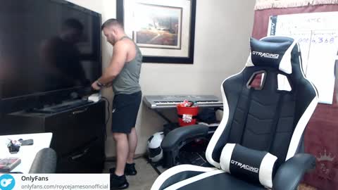 Player online show from 12/28/24, 04:08