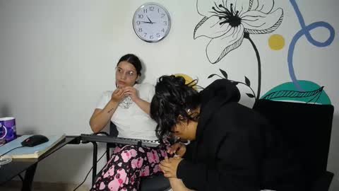 Snapshot of playful_girls3909 chatting on 03/04/25, 09:18 sweed online show from 03/04/25, 09:18