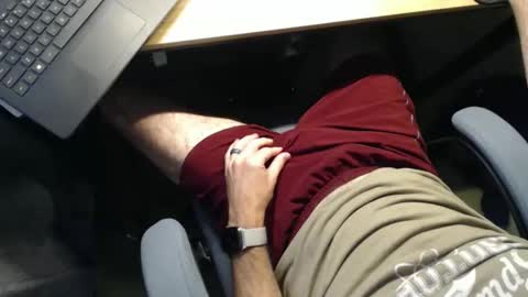 playful_hon online show from 11/18/25, 02:32