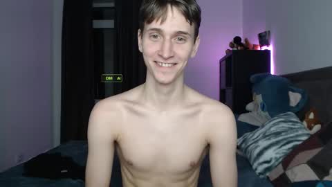 Snapshot of playful_johnny chatting on 11/11/25, 06:52 Johnny online show from 11/11/25, 06:52