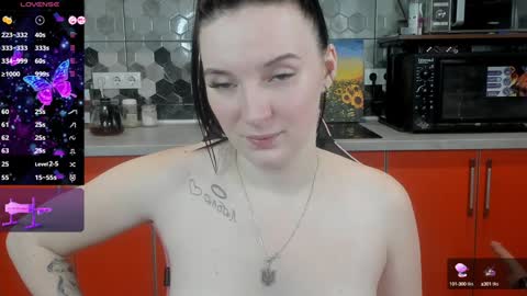 Snapshot of playful_mary chatting on 01/06/25, 04:15 Masha online show from 01/06/25, 04:15