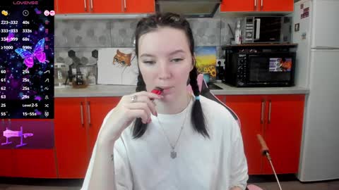 Snapshot of playful_mary chatting on 01/09/25, 11:56 Masha online show from 01/09/25, 11:56