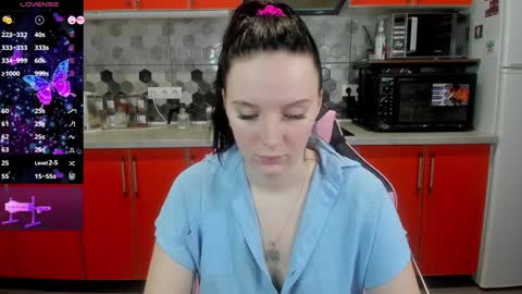 Snapshot of playful_mary chatting on 01/10/25, 11:18 Masha online show from 01/10/25, 11:18