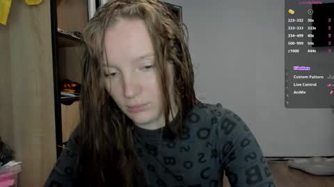 Snapshot of playful_mary chatting on 10/18/25, 10:38 Masha online show from 10/18/25, 10:38