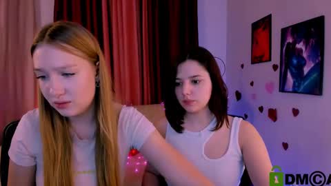 Snapshot of playful_sophie chatting on 02/25/25, 11:22 Sophie online show from 02/25/25, 11:22