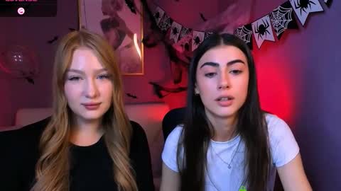 Sophie online show from 10/23/25, 11:09