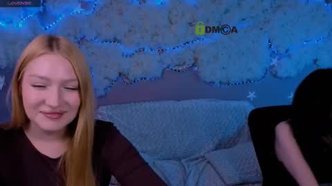 Sophie online show from 03/09/26, 08:57