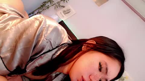 Snapshot of playfulcock69_kate chatting on 03/11/25, 12:44 kate online show from 03/11/25, 12:44