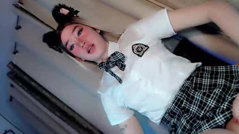 kate online show from 11/09/25, 02:37