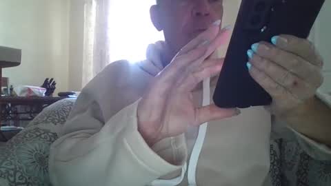Snapshot of playfullcockpierced chatting on 01/01/25, 06:16 Holding the cum back.. online show from 01/01/25, 06:16