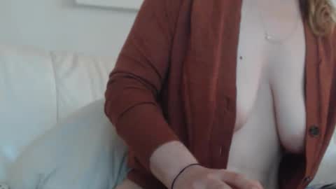 PlayfulSamira online show from 09/30/25, 09:36