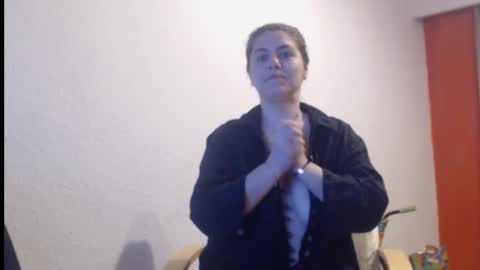 Snapshot of playfulsamira chatting on 04/14/26, 06:36 PlayfulSamira online show from 04/14/26, 06:36