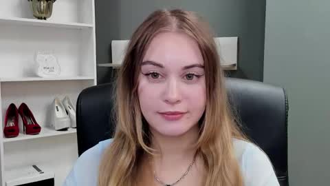 Valeria online show from 11/09/25, 02:26