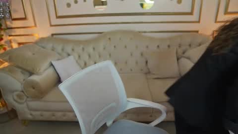 Lana online show from 02/10/26, 08:51