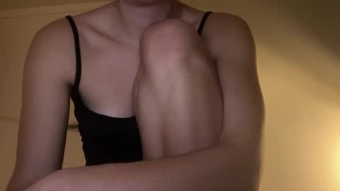 Snapshot of playmestation1 chatting on 11/15/25, 09:32 call me Sara my ONLYFANS online show from 11/15/25, 09:32