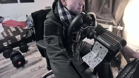 Hello ask me  . Im glad  to see you here in my room. Welcome PVT is open online show from 01/05/26, 06:22