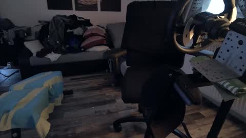 Snapshot of plboy23 chatting on 04/28/26, 06:24 Hello ask me . Im glad to see you here in my room. Welcome PVT is open online show from 04/28/26, 06:24