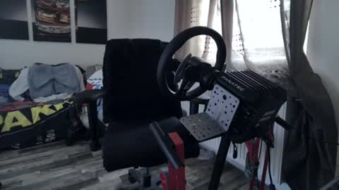 Hello ask me  . Im glad  to see you here in my room. Welcome PVT is open online show from 06/20/26, 09:12