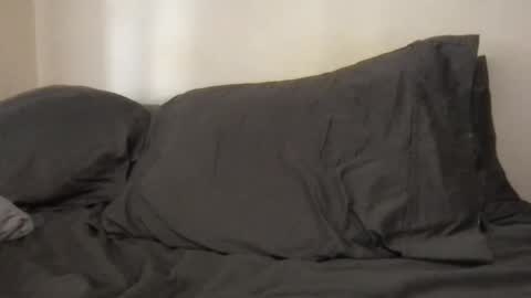 PleaseSitOnMyCock online show from 01/01/25, 06:27