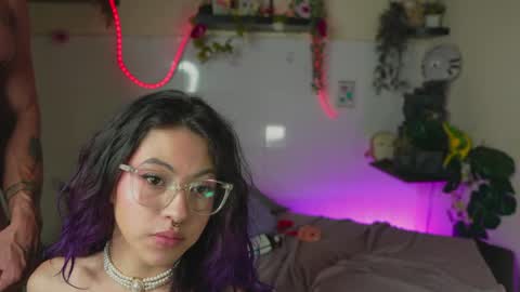 Snapshot of pleasure_room_x chatting on 05/03/26, 01:44 Jessi Alex online show from 05/03/26, 01:44