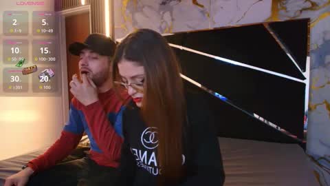 JUAN AND JULI online show from 10/23/25, 10:30