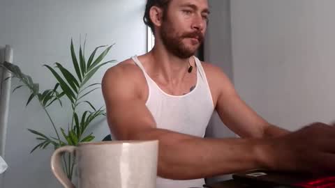 Snapshot of pleasurea chatting on 11/29/25, 01:14 pleasure online show from 11/29/25, 01:14