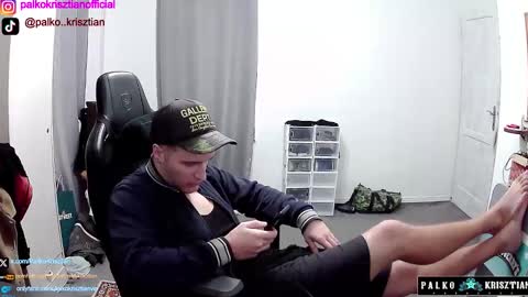 plkrisztian online show from 12/19/25, 11:28