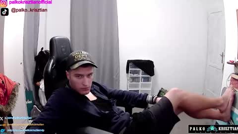 plkrisztian online show from 12/20/25, 10:28