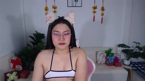 Ploysai online show from 02/28/25, 02:53