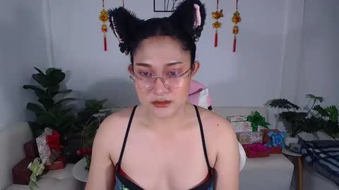 Ploysai online show from 03/03/25, 07:43